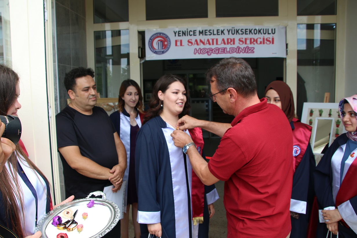 YENİCE MESLEK YÜKSEK OKULU MEZUNİYET TÖRENİ GERÇEKLEŞTİRİLDİ. 
